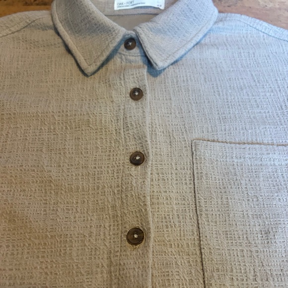 Oak + Fort Beige Button-Up Shirt - Picture 4 of 6